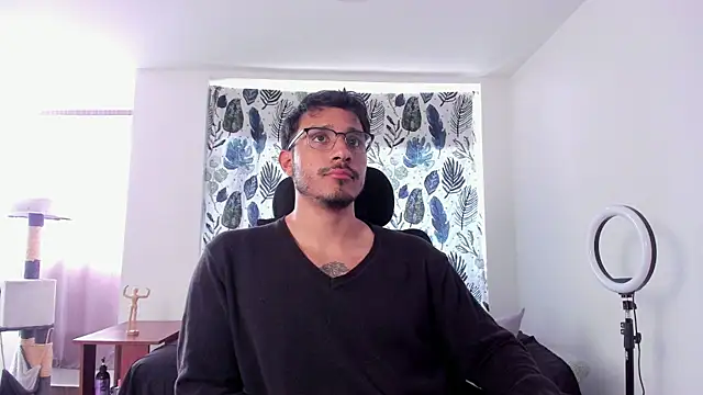 JayMarcos  online show from November 23, 3:55 pm