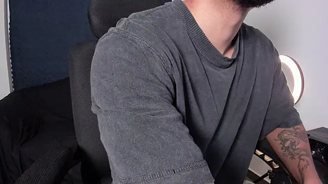 JayMarcos  online show from December 21, 2:35 am