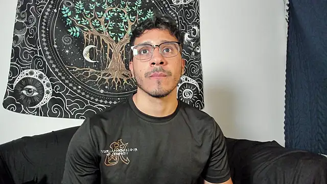 JayMarcos  online show from November 19, 4:01 am