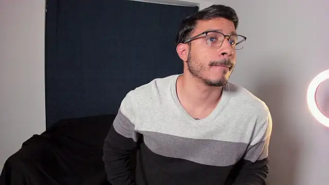 JayMarcos  online show from November 28, 11:05 pm