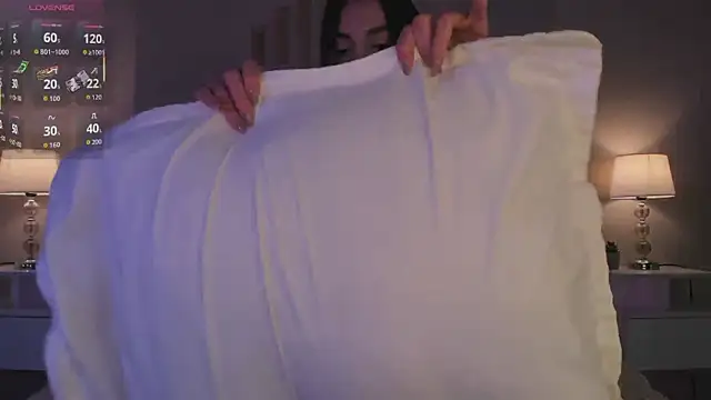 Snapshot of VictoriaNoah_ chatting on February 13, 11:21 am VictoriaNoah online show from February 13, 11:21 am