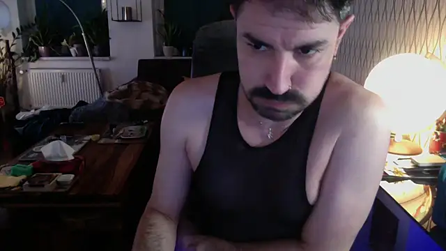 tomz0819 online show from February 23, 10:10 pm