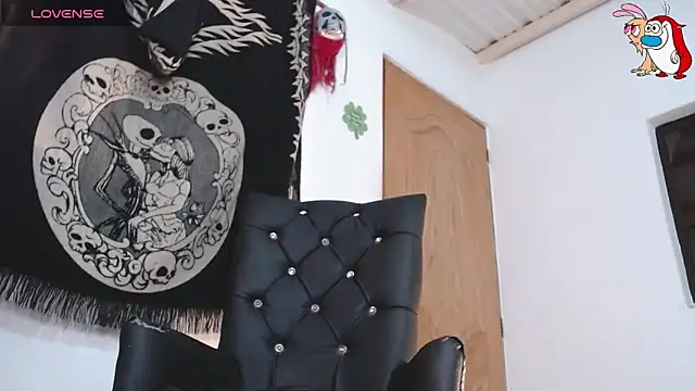 Snapshot of ren_stipee chatting on November 27, 10:21 pm ren stipee online show from November 27, 10:21 pm