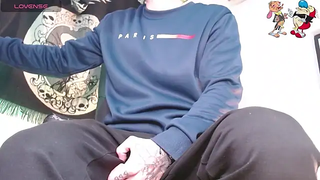 Snapshot of ren_stipee chatting on October 25, 2:00 am ren stipee online show from October 25, 2:00 am