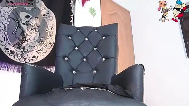 Snapshot of ren_stipee chatting on November 13, 1:31 am ren stipee online show from November 13, 1:31 am