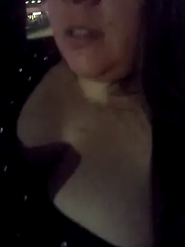 Snapshot of karoll_24 chatting on December 15, 5:13 am karoll 24 online show from December 15, 5:13 am