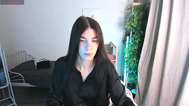 toooyour online show from September 17, 11:40 pm