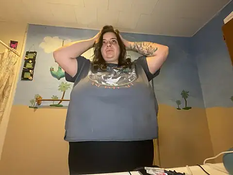 Snapshot of lairarose chatting on January 17, 3:45 am lairarose online show from January 17, 3:45 am