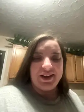 lairarose online show from November 10, 4:34 pm