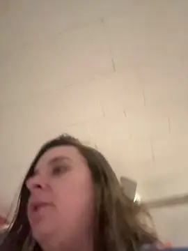 lairarose online show from November 4, 1:37 pm