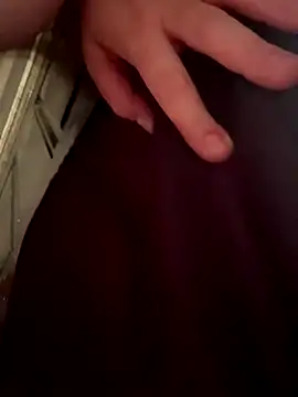 lairarose online show from December 13, 8:04 pm