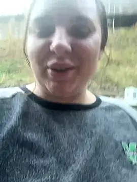 lairarose online show from November 5, 10:02 pm