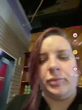 lairarose online show from June 25, 7:41 pm