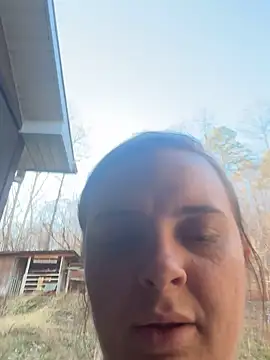 lairarose online show from November 16, 8:35 pm