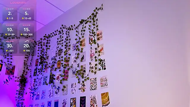 MiaBecky online show from April 12, 5:33 am