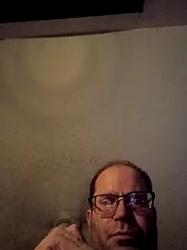 Snapshot of crazycam619 chatting on December 4, 12:26 pm crazycam619 online show from December 4, 12:26 pm