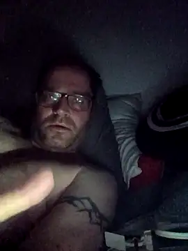 Snapshot of crazycam619 chatting on October 24, 6:45 am crazycam619 online show from October 24, 6:45 am