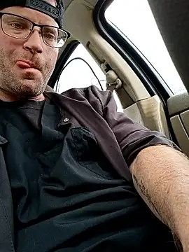 Snapshot of crazycam619 chatting on January 8, 8:04 pm crazycam619 online show from January 8, 8:04 pm