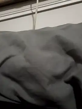 Snapshot of crazycam619 chatting on January 13, 5:11 am crazycam619 online show from January 13, 5:11 am