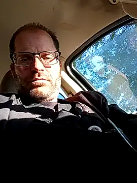 Snapshot of crazycam619 chatting on October 29, 11:14 pm crazycam619 online show from October 29, 11:14 pm