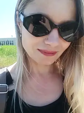 SweetCupcaks online show from May 21, 10:34 am