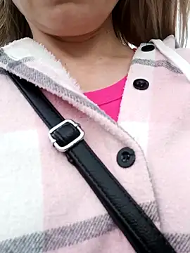 SweetCupcaks online show from May 18, 3:17 pm