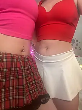 SweetCupcaks online show from March 29, 5:58 pm