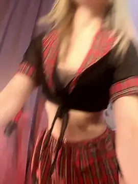 SweetCupcaks online show from January 11, 5:31 pm