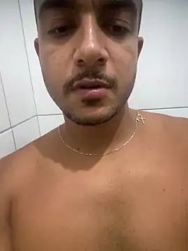 Punhetadele online show from February 24, 10:43 pm