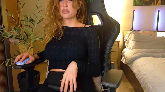 joycesilver online show from January 9, 2:29 am