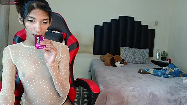 Silkylicious online show from October 29, 1:26 am