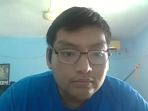 Snapshot of daniel4444Cu chatting on May 26, 4:16 pm daniel4444Cu online show from May 26, 4:16 pm