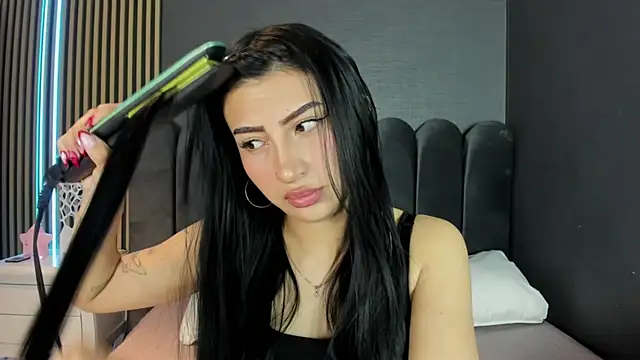 Nicolette ks  online show from March 11, 4:06 am