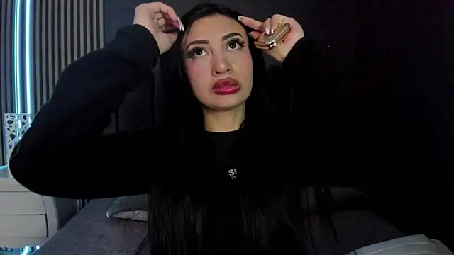 Nicolette ks  online show from May 6, 5:55 am