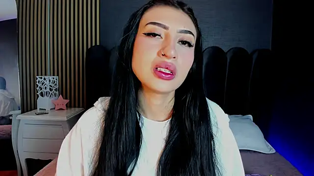 Nicolette ks  online show from March 26, 4:44 am