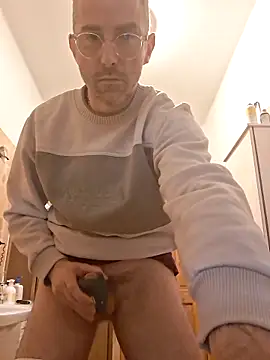 dedalus84 online show from February 23, 1:01 pm