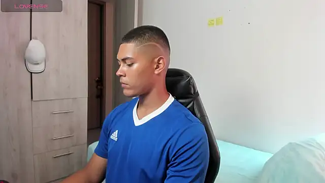 Iamdylan777 online show from January 8, 2:45 pm