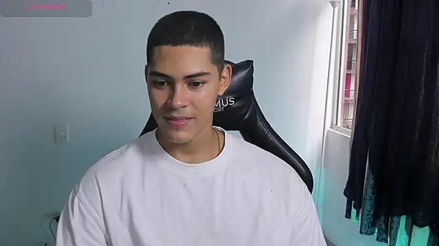 Iamdylan777 online show from February 21, 11:45 am