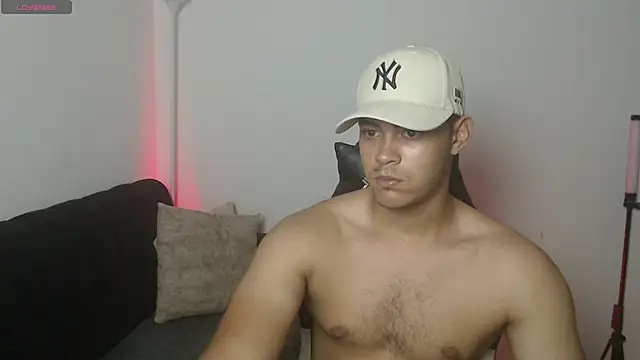 Iamdylan777 online show from June 21, 3:01 am