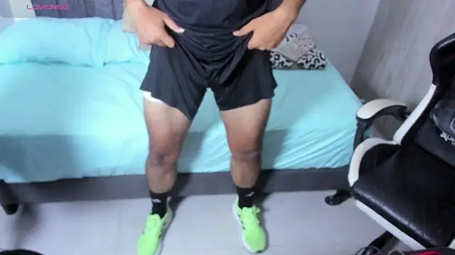 Snapshot of Iamdylan777 chatting on December 4, 8:30 pm Iamdylan777 online show from December 4, 8:30 pm