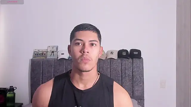 Iamdylan777 online show from April 28, 1:37 pm