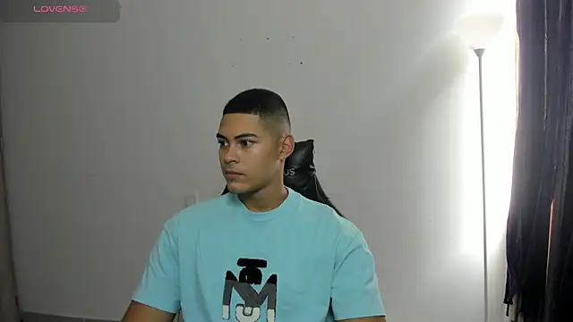 Iamdylan777 online show from February 25, 1:00 pm