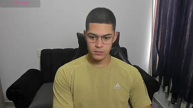 Iamdylan777 online show from March 4, 12:24 pm