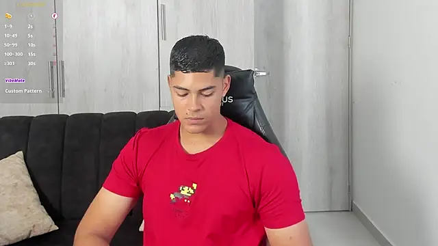 Snapshot of Iamdylan777 chatting on October 12, 7:37 pm Iamdylan777 online show from October 12, 7:37 pm