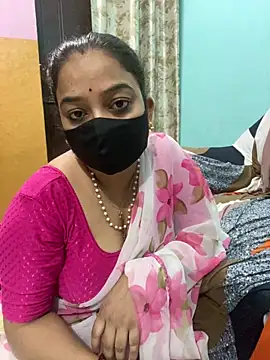 Snapshot of Sexi_rimi_bhabhi chatting on May 4, 5:27 pm Sexi rimi bhabhi online show from May 4, 5:27 pm
