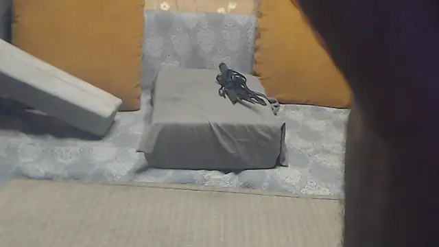 elenigreece online show from March 19, 5:50 pm