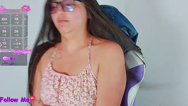 scarlleth  online show from February 12, 1:11 pm