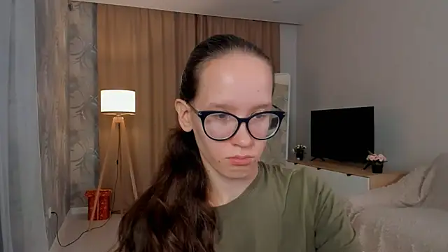 Snapshot of BettyBrowni chatting on September 9, 4:05 pm BettyBrowni online show from September 9, 4:05 pm