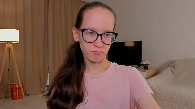 Snapshot of BettyBrowni chatting on September 27, 4:13 pm BettyBrowni online show from September 27, 4:13 pm