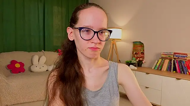Snapshot of BettyBrowni chatting on July 10, 4:29 pm BettyBrowni online show from July 10, 4:29 pm